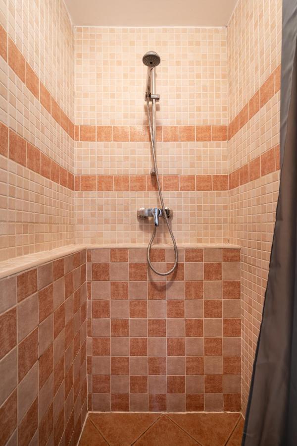 Gellert Mountain Apartment Budapest Ngoại thất bức ảnh