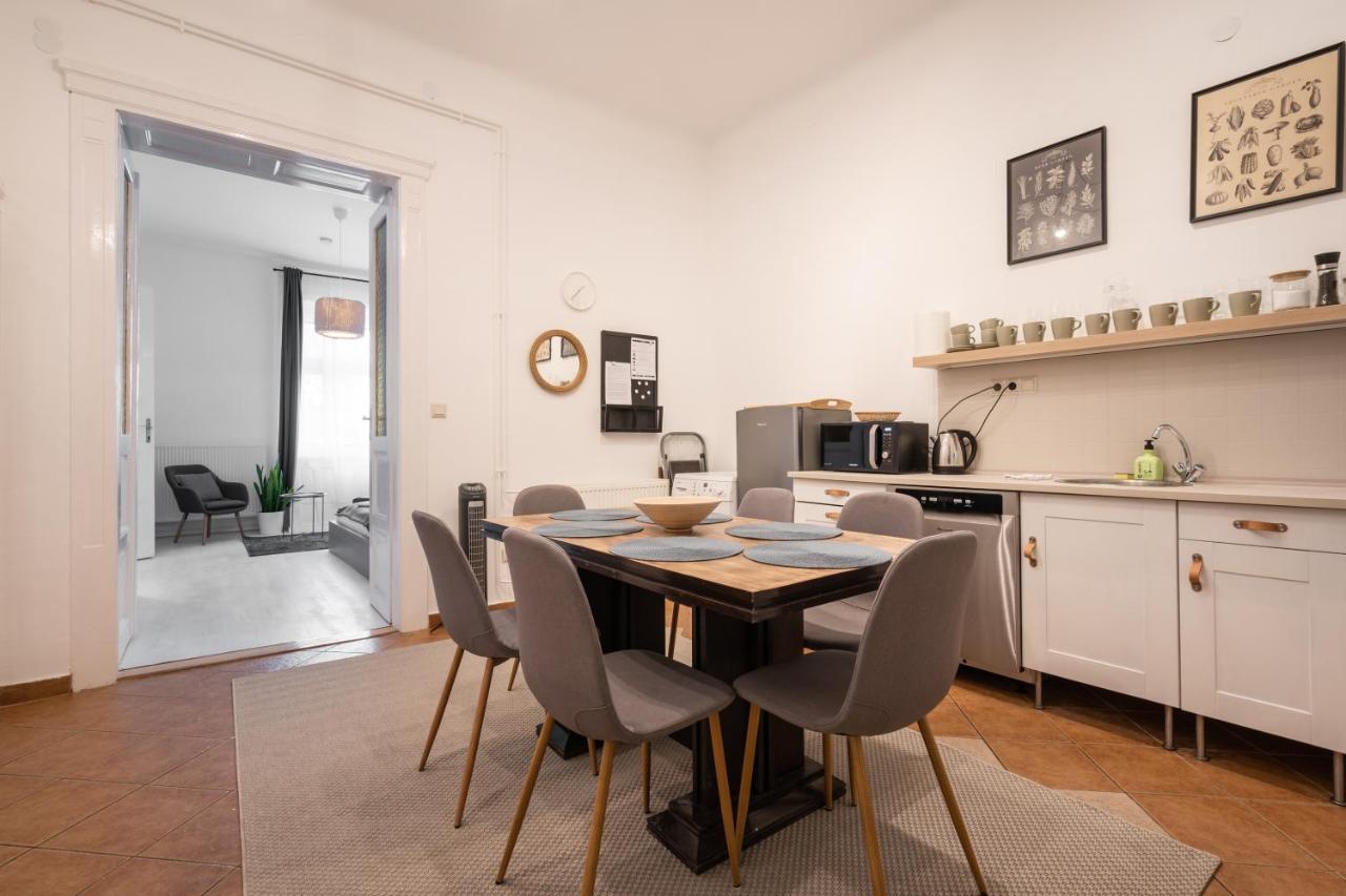 Gellert Mountain Apartment Budapest Ngoại thất bức ảnh